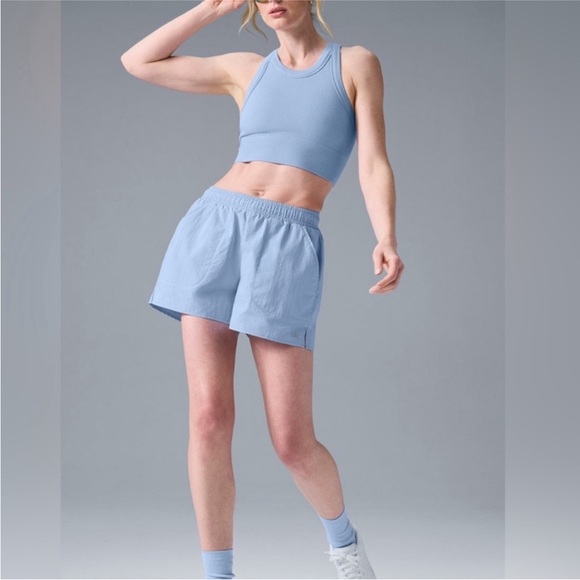 ALO Yoga Seamless Delight High Neck Bra Seashell Blue - Picture 4 of 8